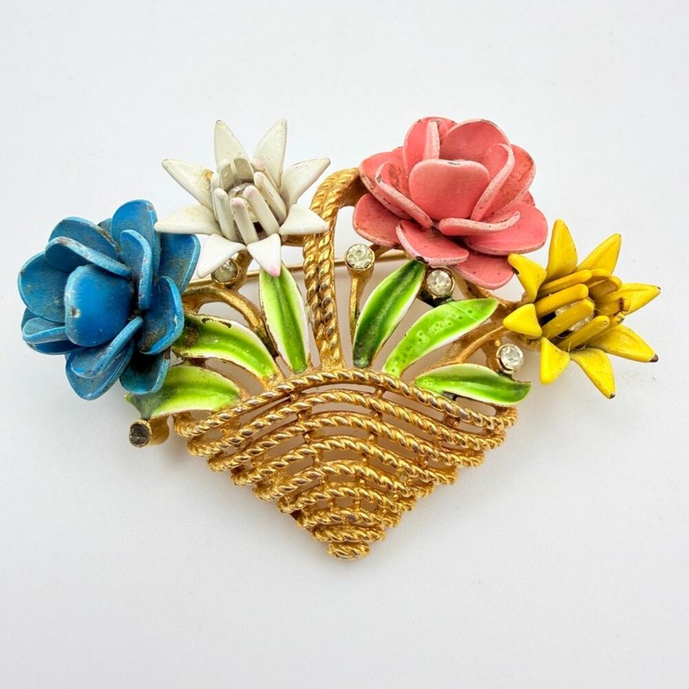 Vintage Crown Trifari Multicolor Enamel Flower Gold Tone Basket Brooch/Pin